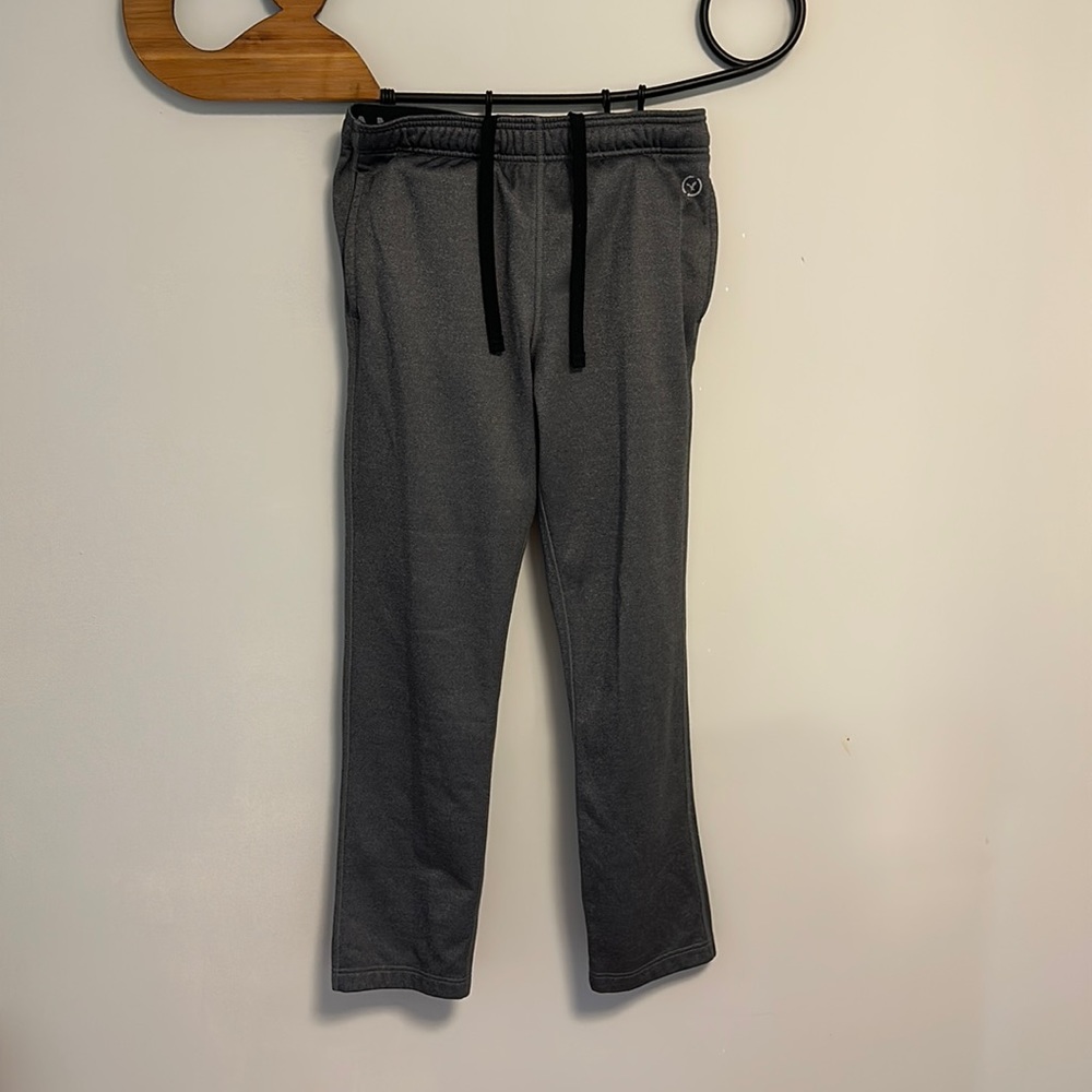 size small American eagle sweat pants